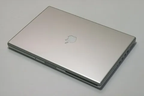 MacBook Pro 17"